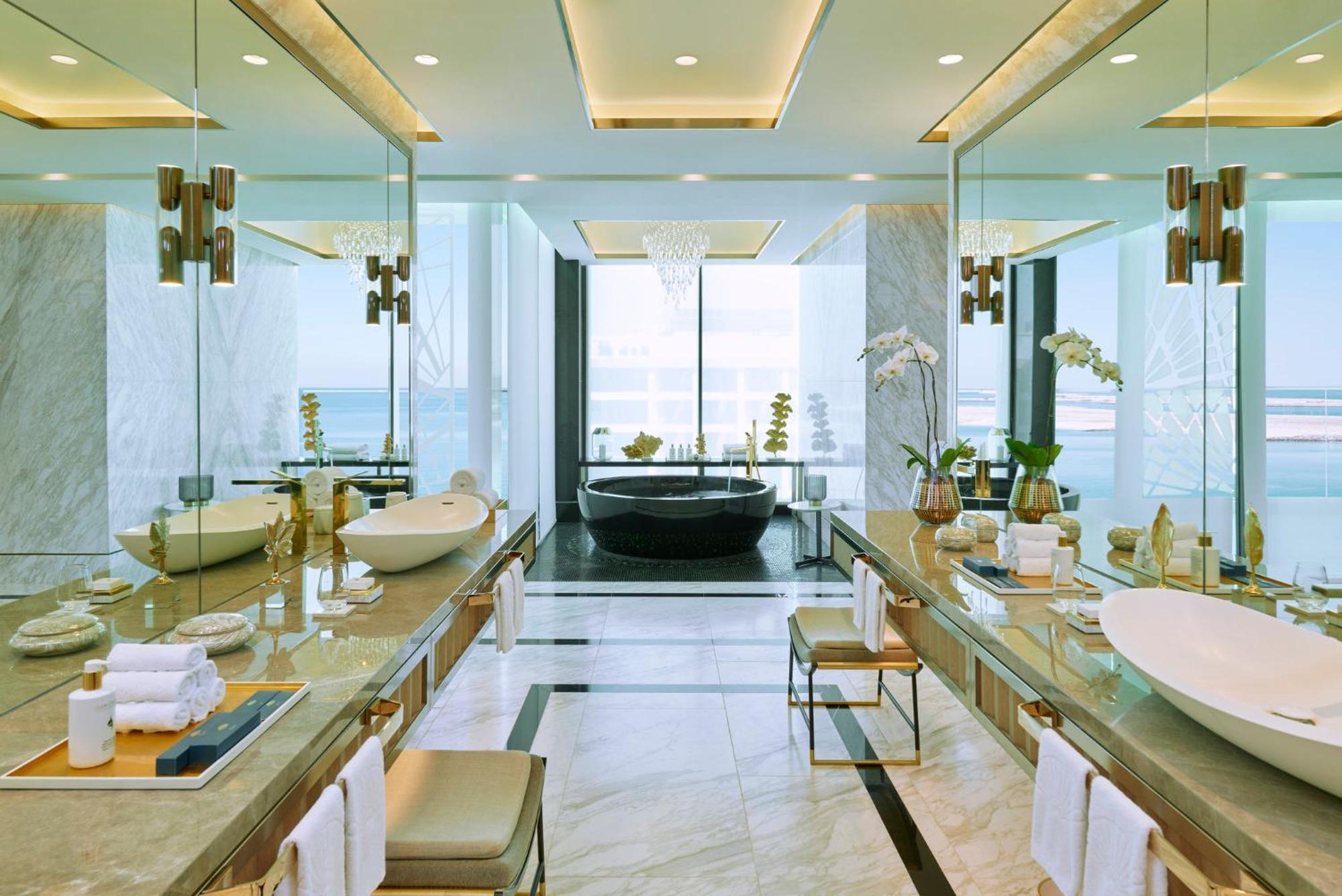 Mandarin Oriental Jumeira, Дубай Екстериор снимка Bathroom
